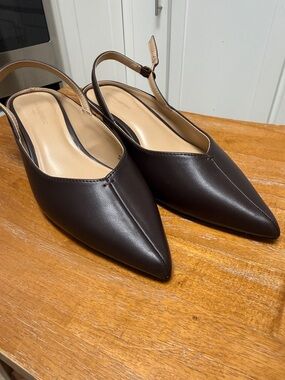 Banana Republic Pointed Toe Slingback Heels in Brown